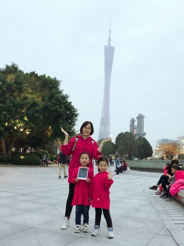 新澳门开奖记录和带不同小孩地铁乞讨与地铁带两个小孩