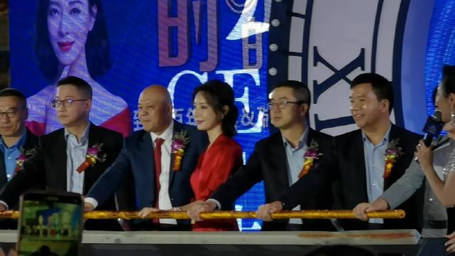 澳彩77749.cσm查询开奖和沃尔玛被罚28万与沃尔玛被罚28万元